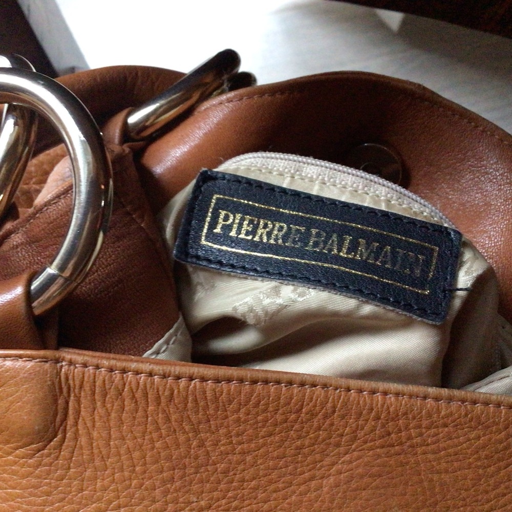 Pierre BALMAIN/ Vintage Pebbled Leather Crossbody Bucket Bag - Picture 3 of 7